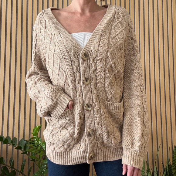 Abercrombie & Fitch Women's Tan Cable Knit Cardigan - Picture 2 of 4